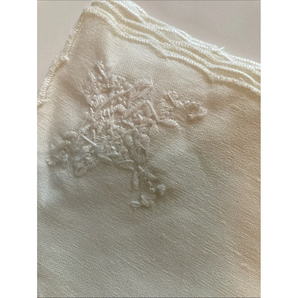 Shanghai White Embroidered Cotton 24 Piece Cocktail Napkin Drink Slipper Set‎